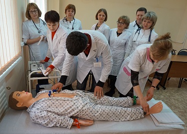 Отработка   навыков слушателями цикла на симуляторе ЭКГ 